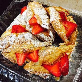 Cream Pan - Strawberry croissant - Bakeries Near Me - Tustin, California Cream Pan - Strawberry croissant - Bakeries Near Me - Tustin, California