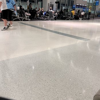 Long Island MacArthur Airport - ISP - Airports Near Me - Ronkonkoma, New York Long Island MacArthur Airport - ISP - Airports Near Me - Ronkonkoma, New York
