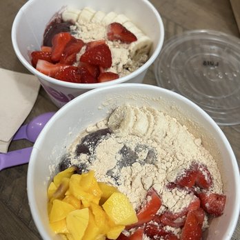 Acai Jungle Cafe - Power Acai Bowl with protein powered thrown on top messing up the whole bowl.... - Sandwiches Near Me - Burbank, California