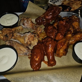 Buffalo Wild Wings - Salt and vinegar, Nashville hot, and mango habanero with extra sauce. Perfect! - Chicken Wings Near Me - Sparks, Nevada