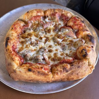 Busted Knuckle Pizzeria - Gearhead- Meatlovers - Pizza Near Me - Clarksville, Tennessee