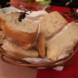 Paixao aos Molhos - Bread basket with the prix fixe menu