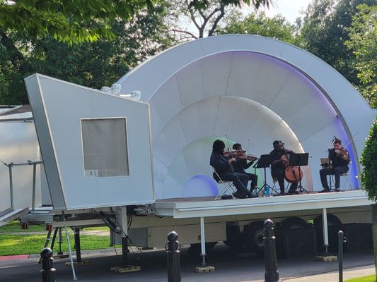 Overton Park Shell by null