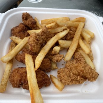 The Overlook Restaurant - Chicken Tenders and Fries - Ramen Near Me - Breckenridge, Colorado The Overlook Restaurant - Chicken Tenders and Fries - Ramen Near Me - Breckenridge, Colorado