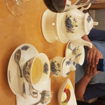 Prince Tea House - Tea Set with a bit of Red Wine - Desserts Near Me - Brooklyn, New York Prince Tea House - Tea Set with a bit of Red Wine - Desserts Near Me - Brooklyn, New York