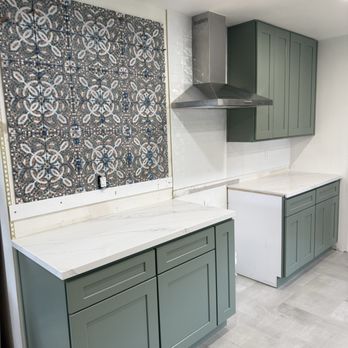 Ponce Countertops - Kitchen countertops stove side - Countertop Installation Near Me Ponce Countertops - Kitchen countertops stove side - Countertop Installation Near Me