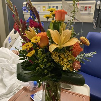 Barrett's Flowers - "Vivid and Bright" colors to brighten Mom in the hospital after a really hard day. Thanks, Barrett's! You made our day. - Florists Near Me - Taylors, South Carolina Barrett's Flowers - "Vivid and Bright" colors to brighten Mom in the hospital after a really hard day. Thanks, Barrett's! You made our day. - Florists Near Me - Taylors, South Carolina