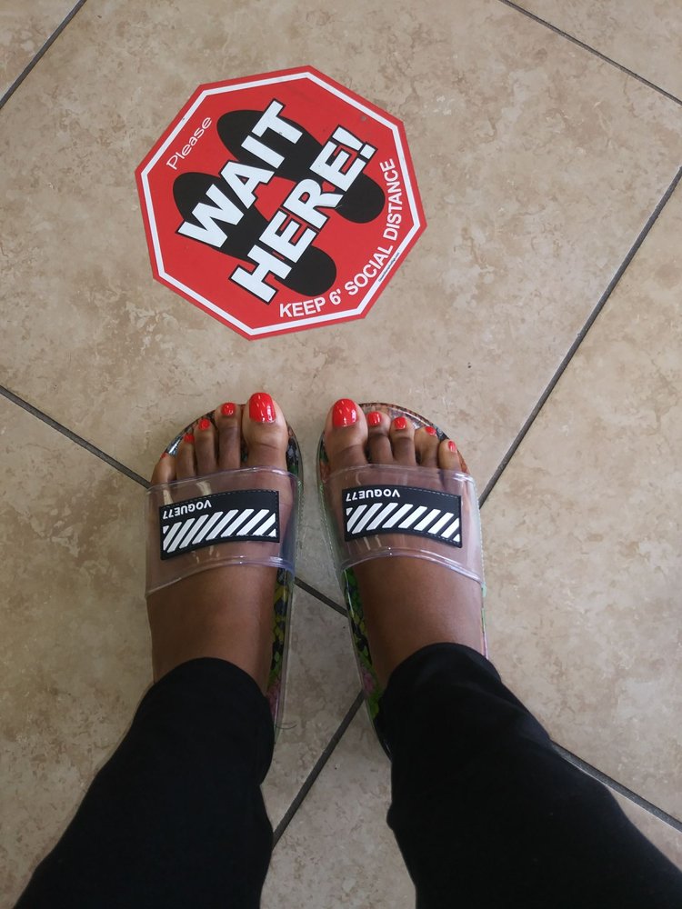 MODERN NAILS Updated May 2024 36 Photos & 22 Reviews 6214