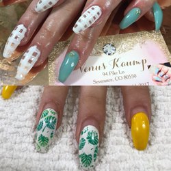 Nail’D it by Venus - Bottom is 4 weeks of growth.  Too was her new fill and polish