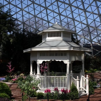 Mitchell Park Domes - Parks Near Me - Milwaukee, Wisconsin Mitchell Park Domes - Parks Near Me - Milwaukee, Wisconsin