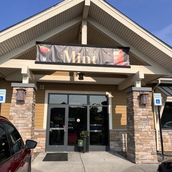 Mint - Outside entrance with plenty of parking in the lot. - Breakfast & Brunch Near Me - Slingerlands, New York