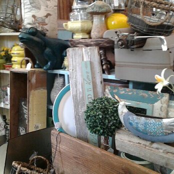 Powell Liberty Antique Mall - Antiques Near Me - Powell, Ohio