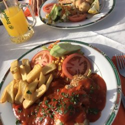 Lillebrors - Chicken Breast Mexican Style & Salmon Steak