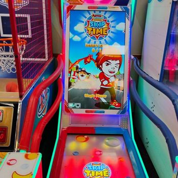 Chuck E. Cheese - Pizza Near Me - Valley Stream, New York Chuck E. Cheese - Pizza Near Me - Valley Stream, New York