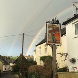 Hunters Lodge Inn