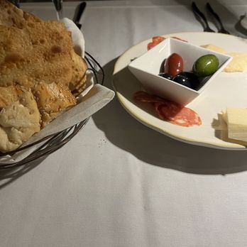 Sergio’s Saw Pit - Initial items at the table - yay - Italian Near Me - Port Chester, New York Sergio’s Saw Pit - Initial items at the table - yay - Italian Near Me - Port Chester, New York