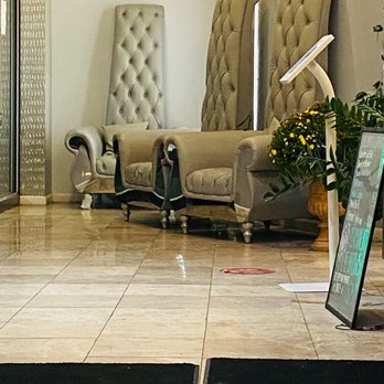 Modo Nail Bar - See there's 3 Addams Family chairs to the left and I'm sitting in a set to the right. Our prices might be reflective of these - Skin Care Near Me - Laurel, Maryland
