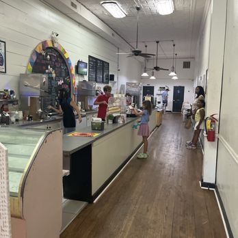 Sweetreats - The inside - Ice Cream & Frozen Yogurt Near Me - Marietta, Georgia Sweetreats - The inside - Ice Cream & Frozen Yogurt Near Me - Marietta, Georgia