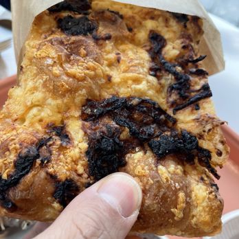 Farmer and The Bell - Donuts Near Me - Woodstock, Vermont Farmer and The Bell - Donuts Near Me - Woodstock, Vermont