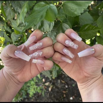 Vida Spa - Full set with gel and 3d nail designs - Nail Salons Near Me - San Fernando, California Vida Spa - Full set with gel and 3d nail designs - Nail Salons Near Me - San Fernando, California