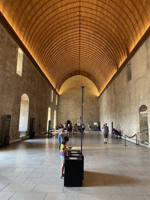 Palais des Papes by null