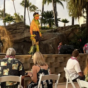 Wailele Luau - Performing Arts Near Me - Lahaina, Hawaii Wailele Luau - Performing Arts Near Me - Lahaina, Hawaii