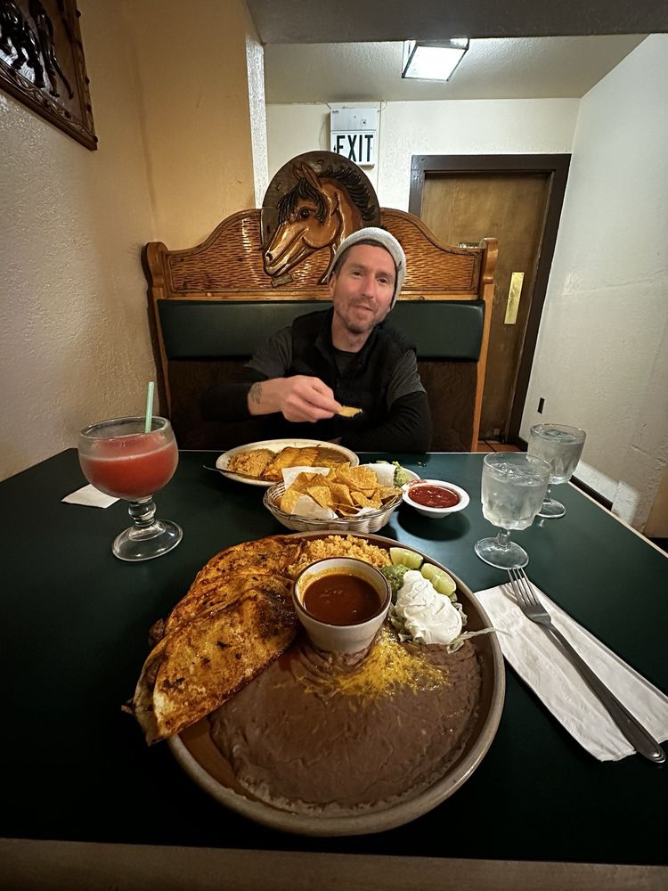 Plaza Jalisco — Mexican restaurant in Chehalis