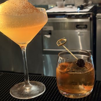 Capa - Spanish Near Me - Lake Buena Vista, Florida