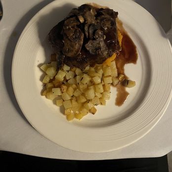 City Cruises - steak with butternut squash and mushrooms - American Near Me - San Diego, California City Cruises - steak with butternut squash and mushrooms - American Near Me - San Diego, California