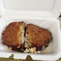 Que Deli - Potato Pancake Pastrami Sandwich