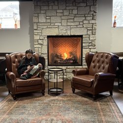 Atwater in the Park - A real fire to cozy up next to