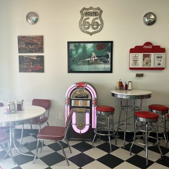 Oldie’s Ice Cream - Sitting area - Gelato Near Me - Gold Canyon, Arizona Oldie’s Ice Cream - Sitting area - Gelato Near Me - Gold Canyon, Arizona