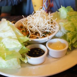 Chicken Lettuce Wraps Chicken Lettuce Wraps