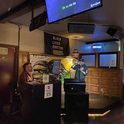 Legionnaire Saloon - Great karaoke!