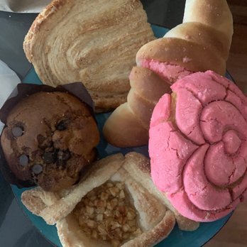 Panadería Nuevo Leon - Selection of pastries - Bakeries Near Me - Chicago, Illinois