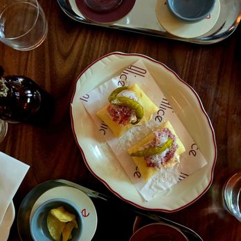 Ms Alice - Bars Near Me - New York, New York