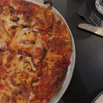 Small Giant - Pizza with red sauce, goat cheese, carmelized onions, and hot honey - Bars Near Me - Tampa, Florida