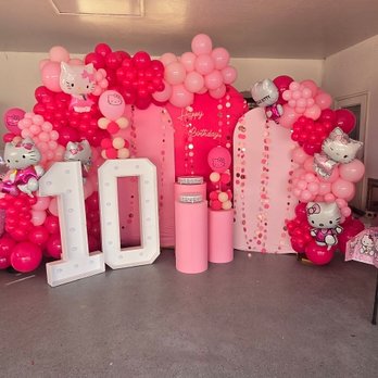 209 Elizabeth Creations - Hello kitty birthday - Balloon Services Near Me 209 Elizabeth Creations - Hello kitty birthday - Balloon Services Near Me