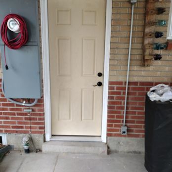 Roman Modern Empire Enterprises - New exterior door - Handyman Near Me Roman Modern Empire Enterprises - New exterior door - Handyman Near Me