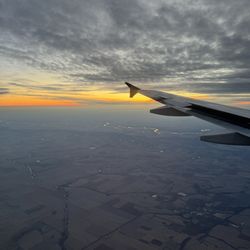 Delta Airlines - Flying into Omaha airport beautiful