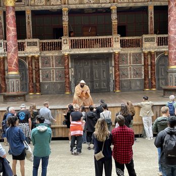 Shakespeare's Globe Theatre - Performing Arts Near Me - Bankside, XGL