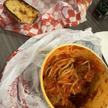 By The Bucket - Lunch special spaghetti, meatball and toast - Italian Near Me - Tucson, Arizona