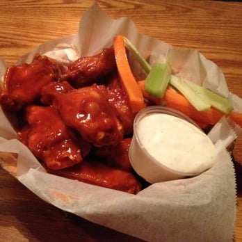 Fountain Restaurant - Medium wings - Pizza Near Me - Albany, New York Fountain Restaurant - Medium wings - Pizza Near Me - Albany, New York