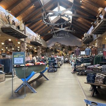Bass Pro Shops - Guns & Ammo Near Me - Acworth, Georgia