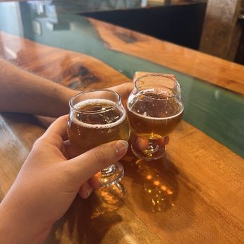 Arktos Meadery - Queen Bee Meadery - Wine Tasting Room Near Me - Grand Rapids, Michigan