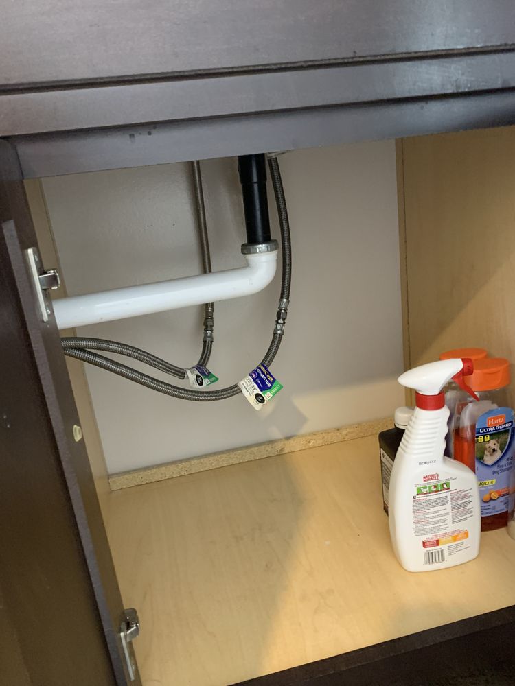 Slide of Centerville Garage Doors