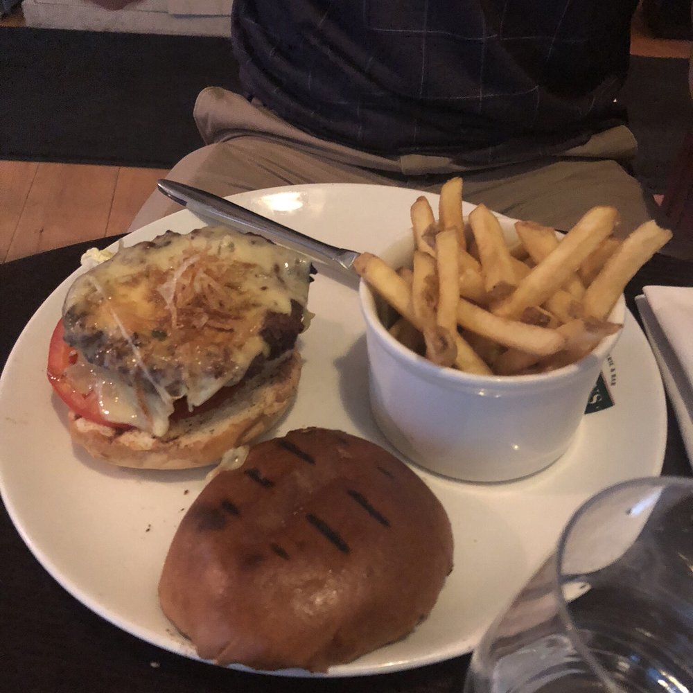 Browns Victoria - Burger and fries - Wine Bars Near Me - London, XGL