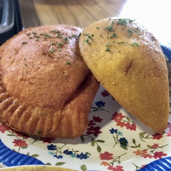 Galleria 7 Market - Empanadas from viva empanada - Food Court Near Me - Latham, New York Galleria 7 Market - Empanadas from viva empanada - Food Court Near Me - Latham, New York