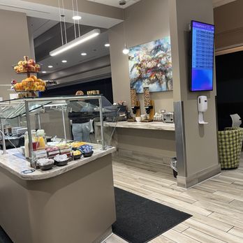 Aspire Lounge - Airport Lounges Near Me - Ontario, California Aspire Lounge - Airport Lounges Near Me - Ontario, California