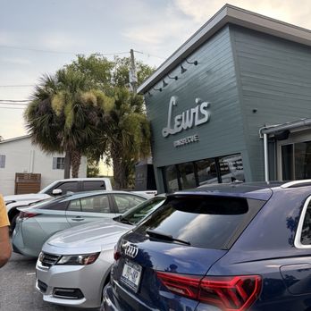 Lewis Barbecue - Outside - Barbeque Near Me - Charleston, South Carolina